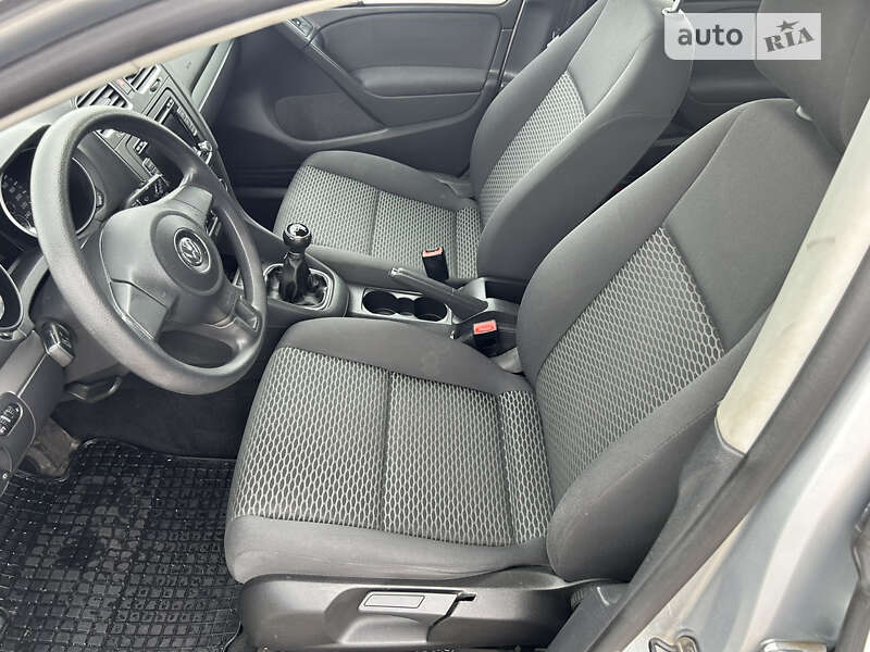 Хетчбек Volkswagen Golf 2011 в Вінниці