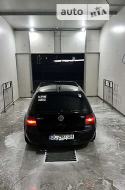 Хэтчбек Volkswagen Golf 2000 в Львове