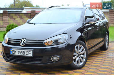 Универсал Volkswagen Golf 2011 в Сарнах