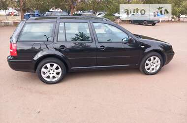 Универсал Volkswagen Golf 2004 в Кривом Роге