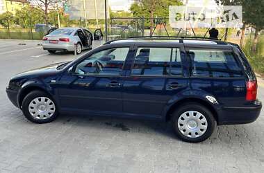 Универсал Volkswagen Golf 2001 в Ровно