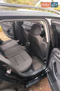 Универсал Volkswagen Golf 2011 в 