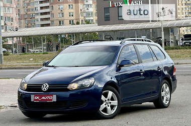 Универсал Volkswagen Golf 2012 в Киеве