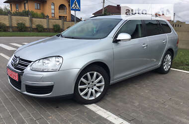 Универсал Volkswagen Golf 2009 в Луцке