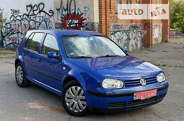 Хэтчбек Volkswagen Golf 2001 в Полтаве