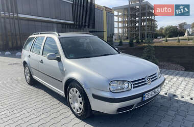 Універсал Volkswagen Golf 2002 в Чернівцях