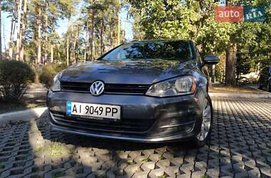 Универсал Volkswagen Golf 2015 в Буче