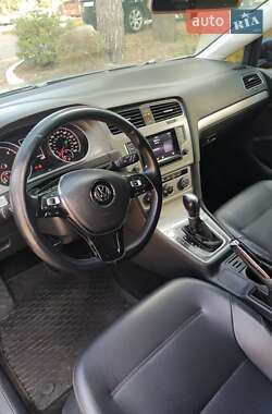 Универсал Volkswagen Golf 2015 в Буче