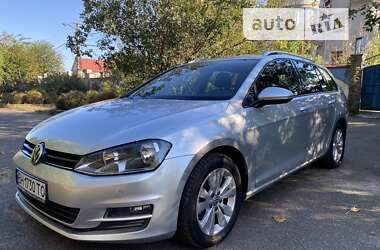 Универсал Volkswagen Golf 2016 в Киеве