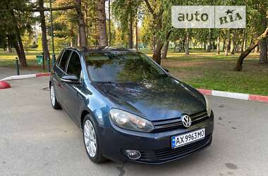 Хэтчбек Volkswagen Golf 2009 в Харькове