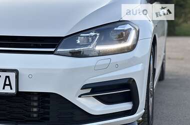 Універсал Volkswagen Golf 2019 в Дрогобичі