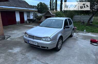 Хетчбек Volkswagen Golf 2000 в Любарі