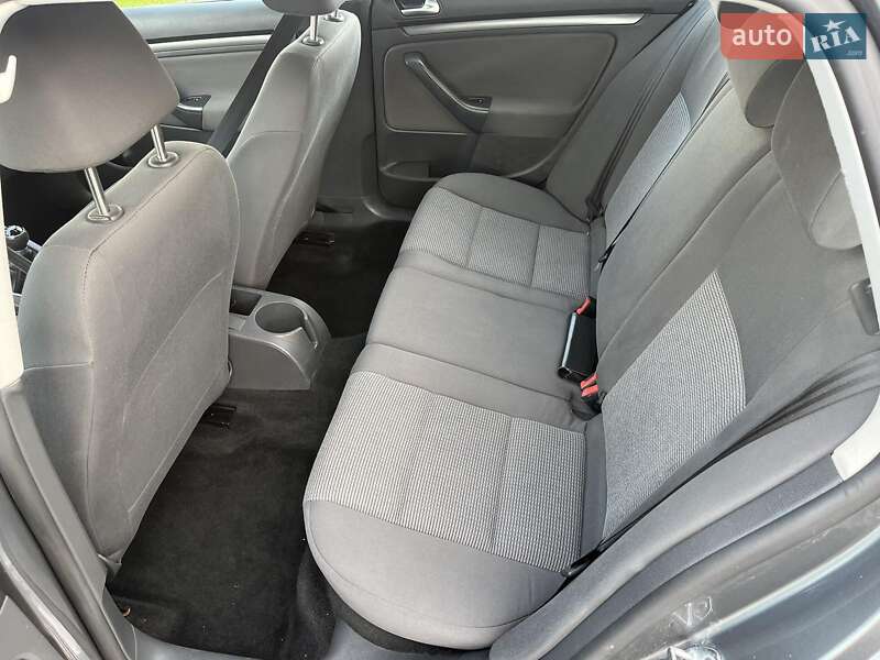Універсал Volkswagen Golf 2007 в Володимирі