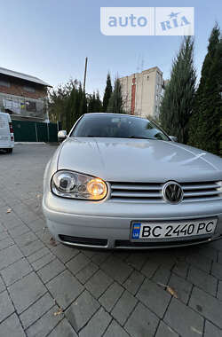 Хэтчбек Volkswagen Golf 2000 в Львове