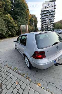 Хэтчбек Volkswagen Golf 2000 в Львове