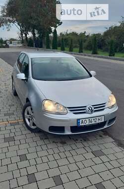 Хэтчбек Volkswagen Golf 2006 в Мукачево