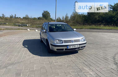 Універсал Volkswagen Golf 2001 в Малині