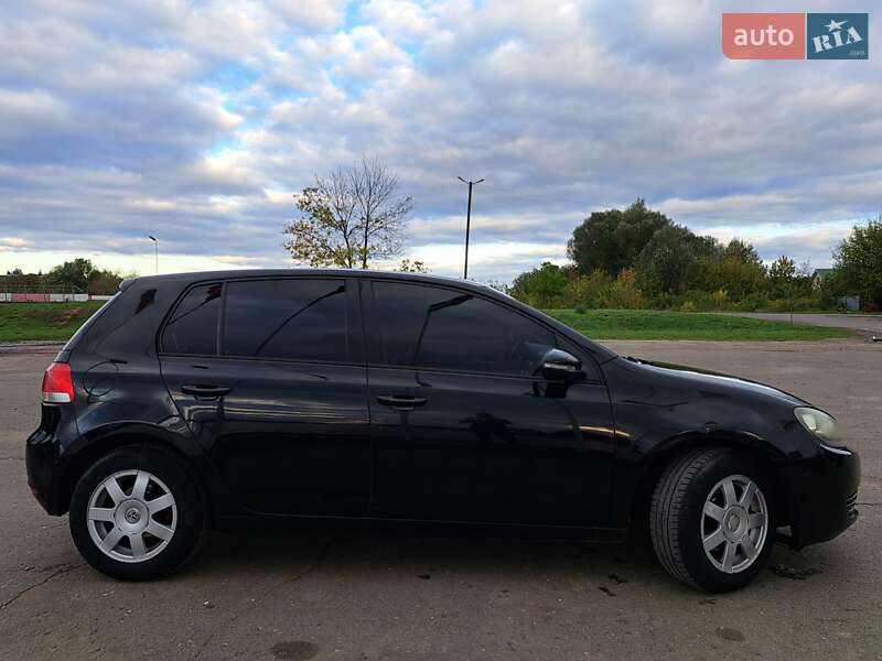 Хэтчбек Volkswagen Golf 2011 в Балте