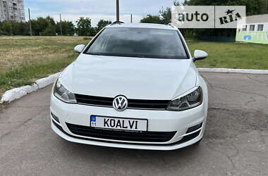 Универсал Volkswagen Golf 2015 в Киеве