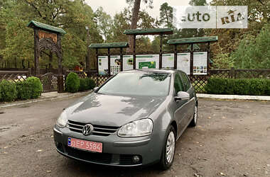 Хэтчбек Volkswagen Golf 2006 в Луцке