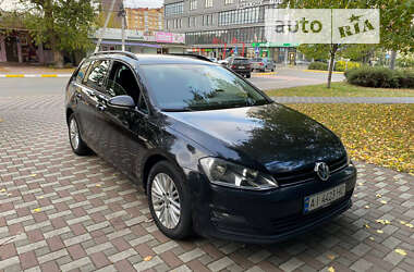 Универсал Volkswagen Golf 2014 в Ирпене