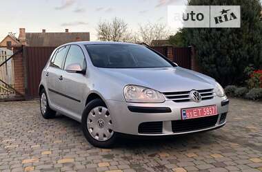 Хэтчбек Volkswagen Golf 2004 в Луцке