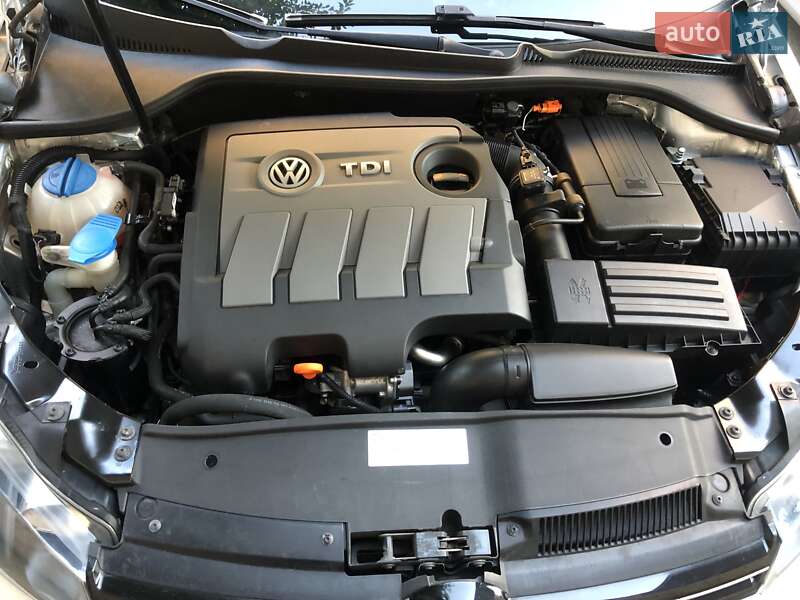 Универсал Volkswagen Golf 2012 в Луцке