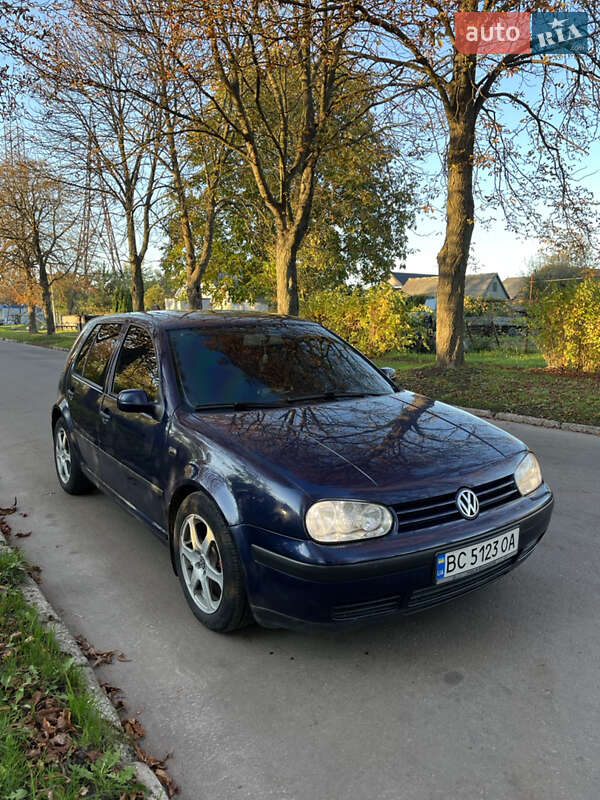 Хэтчбек Volkswagen Golf 2001 в Нововолынске фото 4 Хэтчбек Volkswagen Golf 2001 в Нововолынске