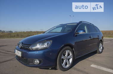 Універсал Volkswagen Golf 2011 в Рівному