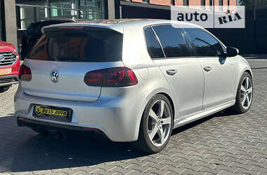 Хэтчбек Volkswagen Golf 2011 в Черновцах