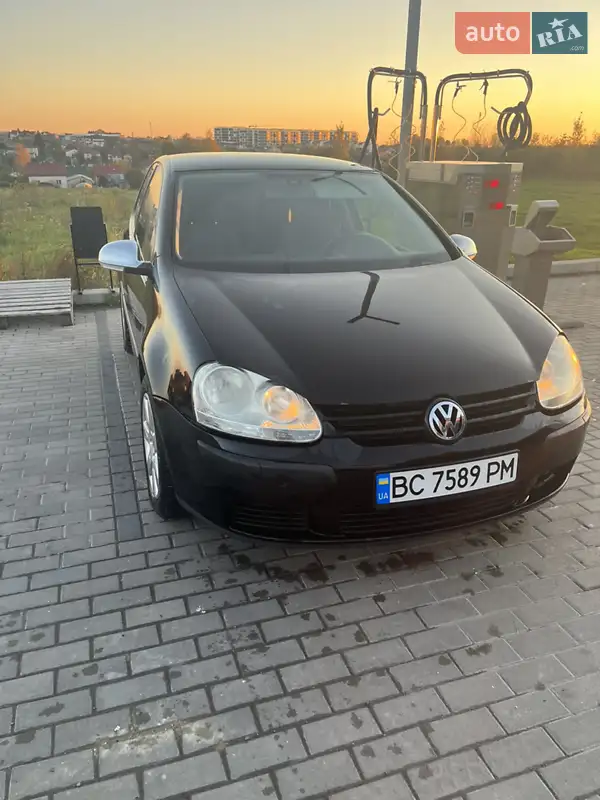 Volkswagen Golf 2005