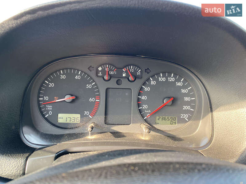 Хетчбек Volkswagen Golf 1998 в Львові