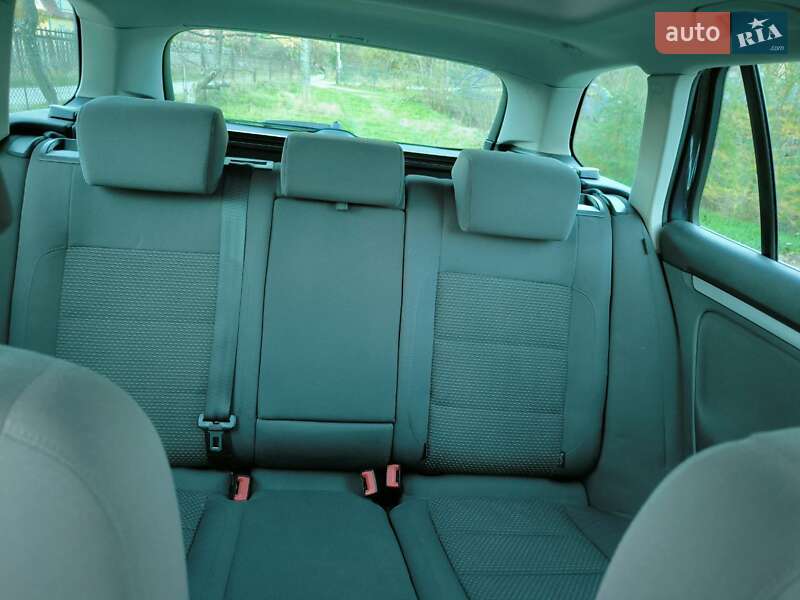 Универсал Volkswagen Golf 2009 в Ворохте