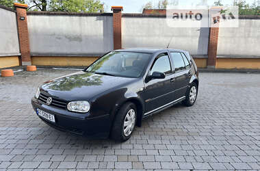 Хэтчбек Volkswagen Golf 2001 в Коломые