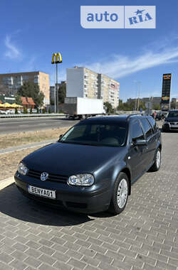 Универсал Volkswagen Golf 2001 в Александрие