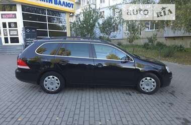 Универсал Volkswagen Golf 2009 в Ровно