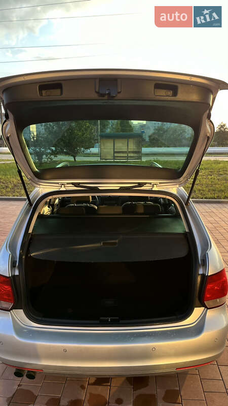 Універсал Volkswagen Golf 2010 в Нетішині