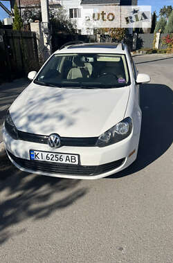 Универсал Volkswagen Golf 2013 в Буче