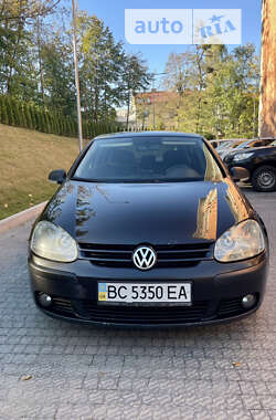 Хетчбек Volkswagen Golf 2005 в Львові
