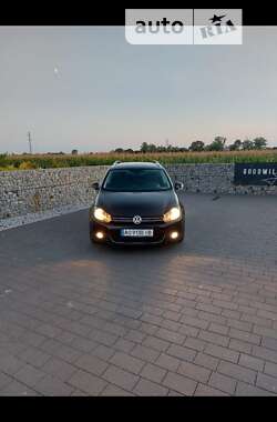 Универсал Volkswagen Golf 2010 в Мукачево