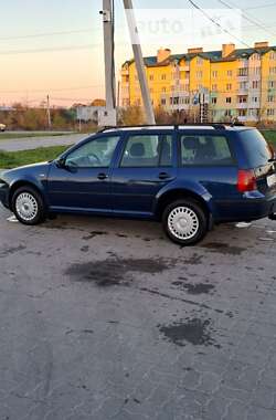 Универсал Volkswagen Golf 2006 в Радехове