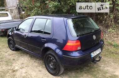 Хэтчбек Volkswagen Golf 2001 в Чернигове