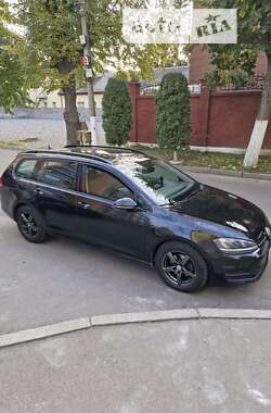 Универсал Volkswagen Golf 2014 в Ровно