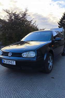 Хэтчбек Volkswagen Golf 1998 в Дубно