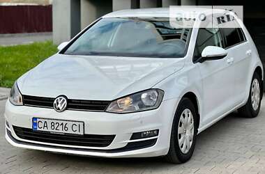 Хэтчбек Volkswagen Golf 2012 в Черкассах