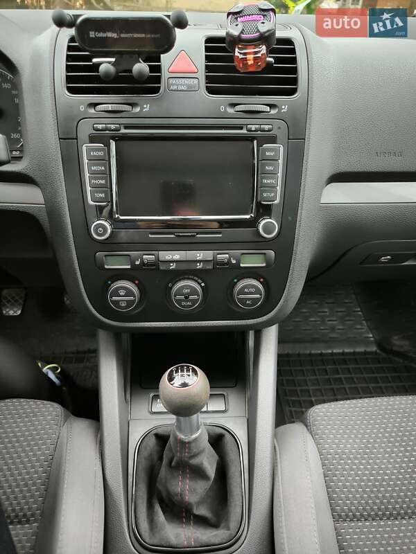 Универсал Volkswagen Golf 2009 в Ворохте