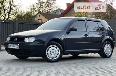 Хэтчбек Volkswagen Golf 1998 в Жовкве