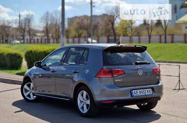 Хэтчбек Volkswagen Golf 2016 в Кривом Роге