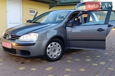 Хэтчбек Volkswagen Golf 2007 в Луцке