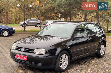 Хетчбек Volkswagen Golf 2002 в Самборі